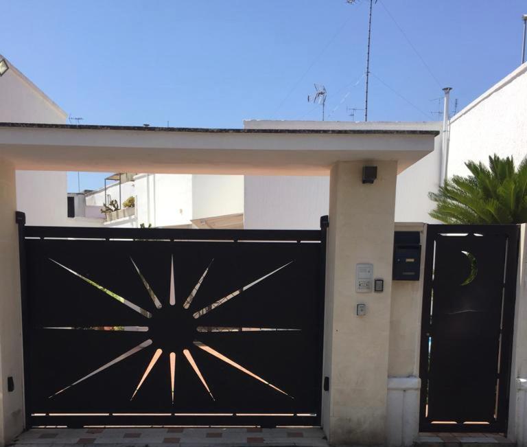 Villino Donna Rita Hotel Lecce Buitenkant foto